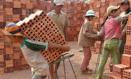 Cấp bách đẩy nhanh tiến độ xóa bỏ lao động trẻ em