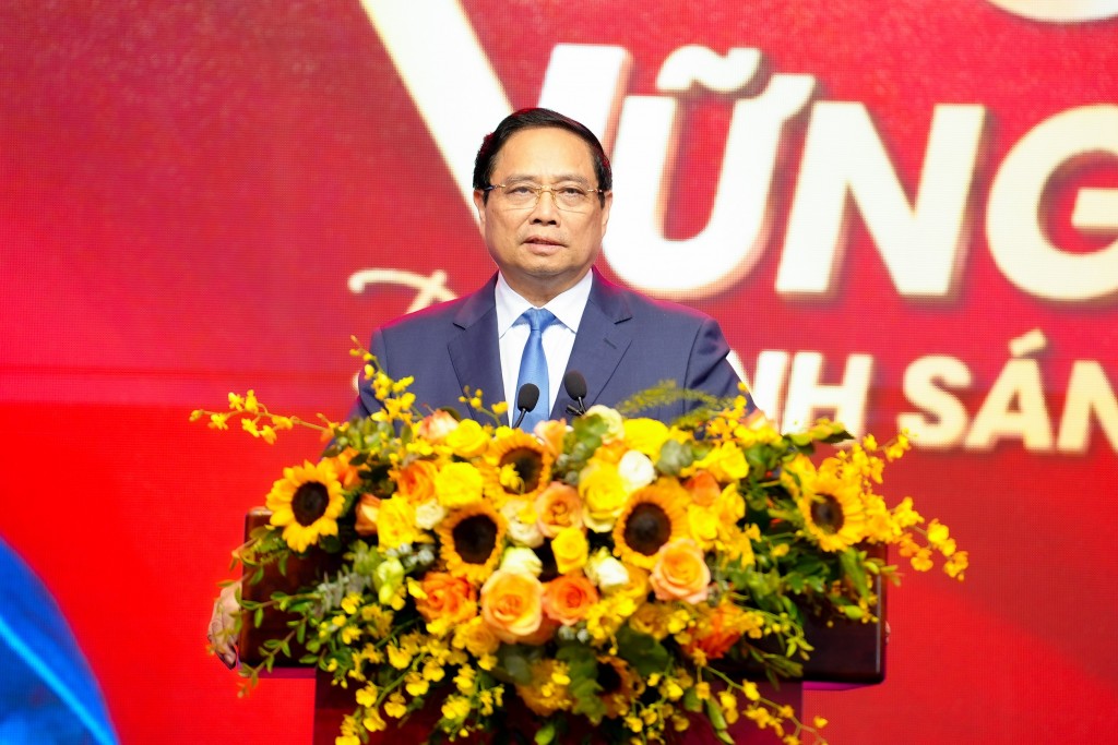 Thể chế phải "đi sớm, đi trước, mở đường cho đột phá phát triển"